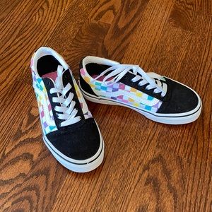 Like New 🖤 Girls Vans Multi color sneaker size 1